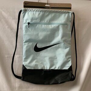NIKE Brasilia Nylon Drawstring Gym Sack/Backpack in Glacier Blue/Black